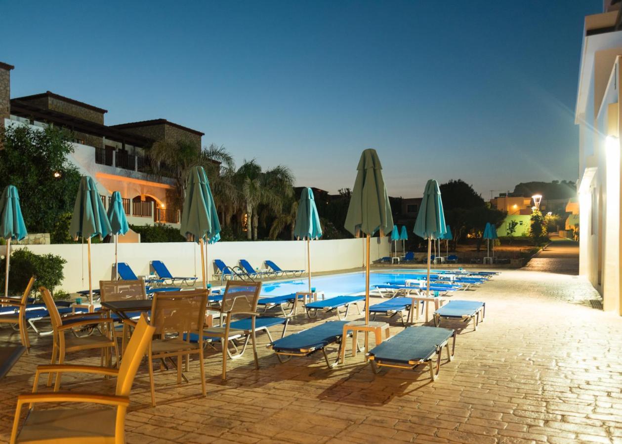 Amaryllis Front Beach Hotel Lardos Bagian luar foto