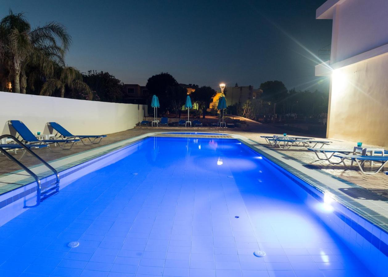Amaryllis Front Beach Hotel Lardos Bagian luar foto