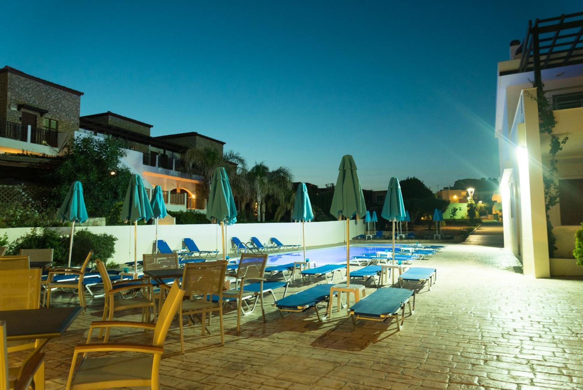 Amaryllis Front Beach Hotel Lardos Bagian luar foto