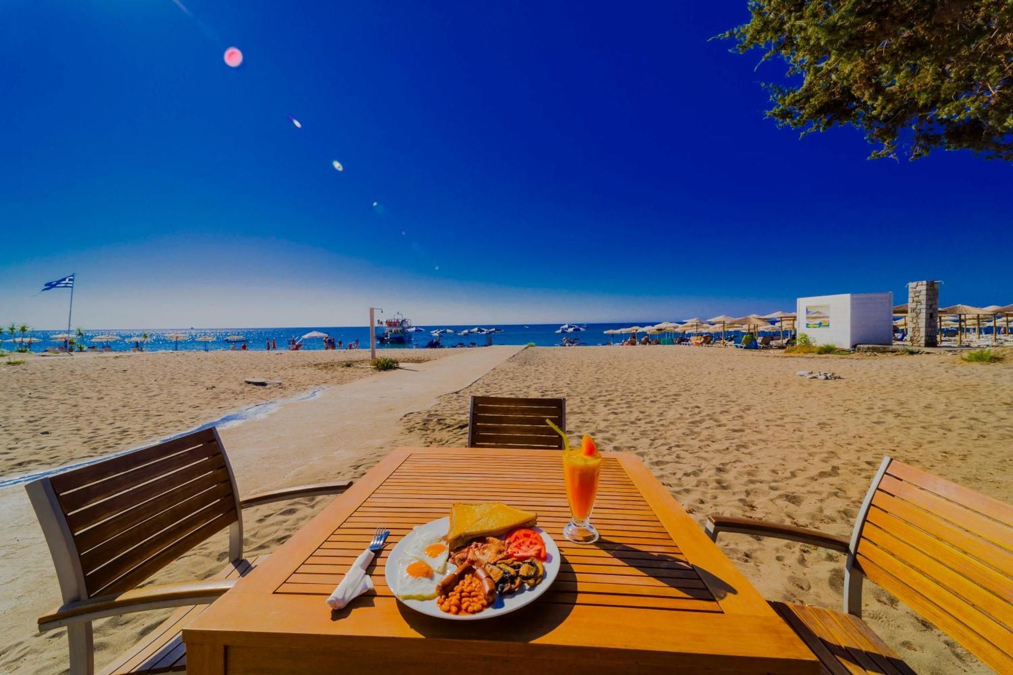 Amaryllis Front Beach Hotel Lardos Bagian luar foto